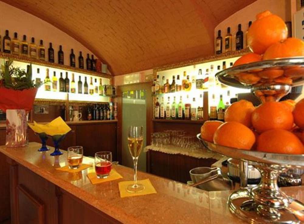 Hotel Ideale Milano Esterno foto
