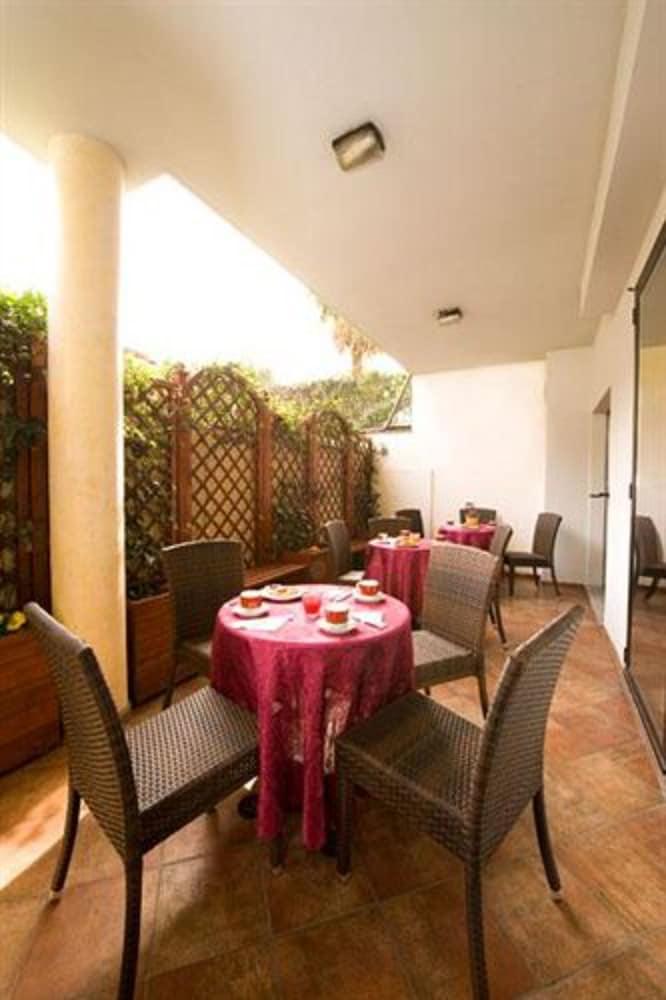 Hotel Ideale Milano Esterno foto