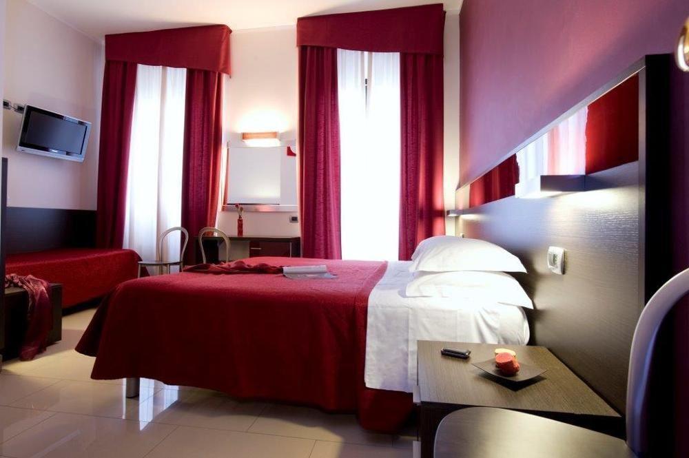 Hotel Ideale Milano Esterno foto