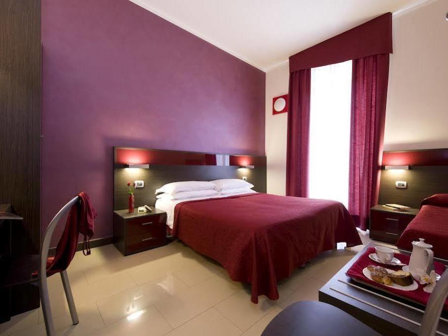 Hotel Ideale Milano Esterno foto